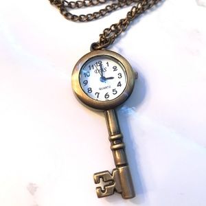 Key Necklace - the key to your time ⌚️